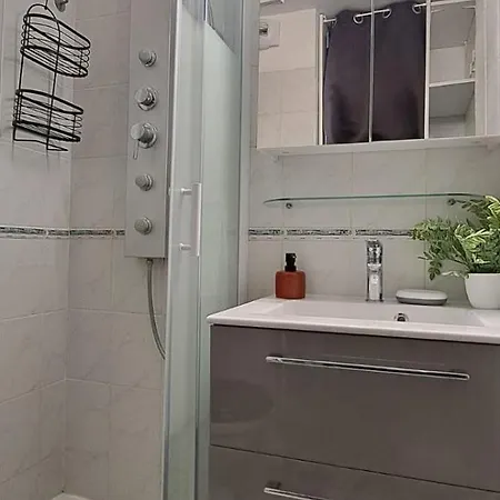 Apartmán Superbe Avec Piscine, Ascenseur Et Acces Direct Sur Le Port Agde